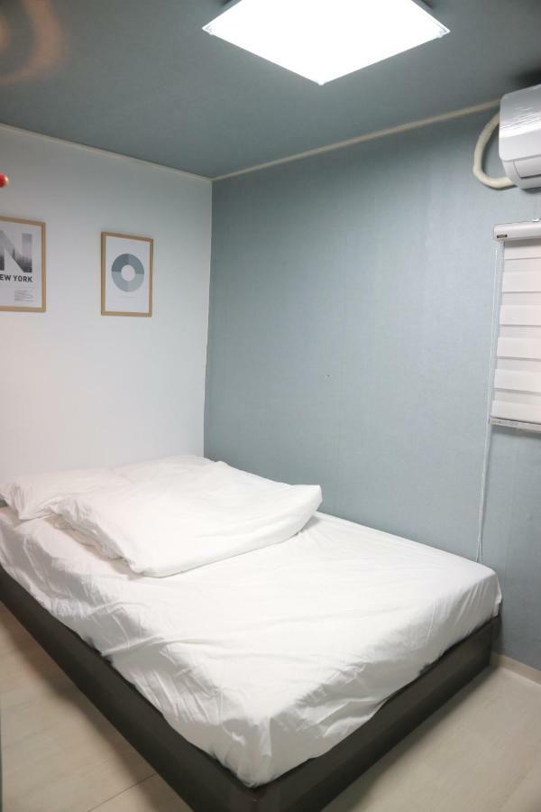 Toy Guesthouse Seul Exterior foto